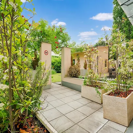 Apartment In Graz With Balcony *